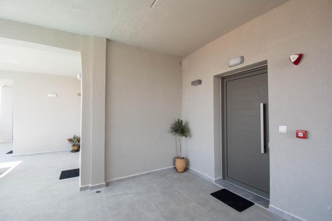 Ebenus Suites "Adults Only" By Checkin Gouves Exterior photo